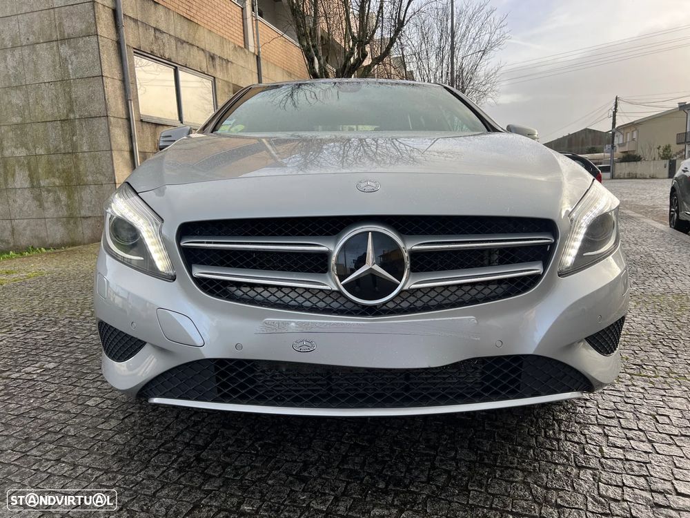 Mercedes-Benz A 180 CDI 7G DCT — fotografia 14