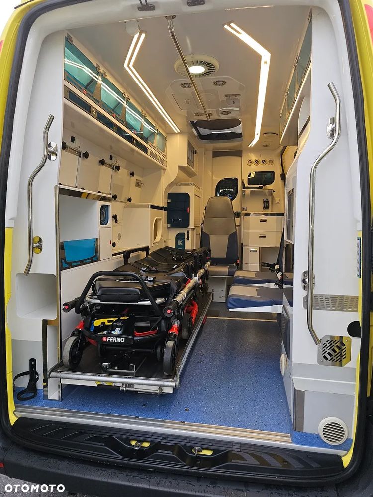 Mercedes-Benz Sprinter 419 CDI Ambulans Karetka - 10