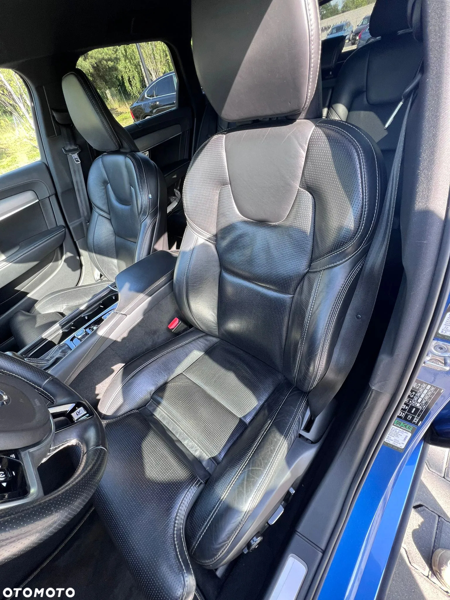 Volvo V90 D5 SCR AWD R-Design - 14