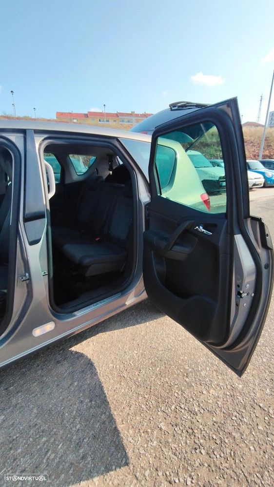 Opel Meriva - 21