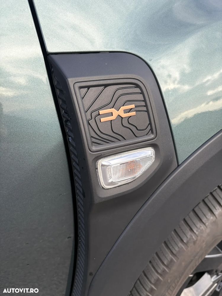 Dacia Duster TCe 150 GPF 4WD SL Techroad - 10