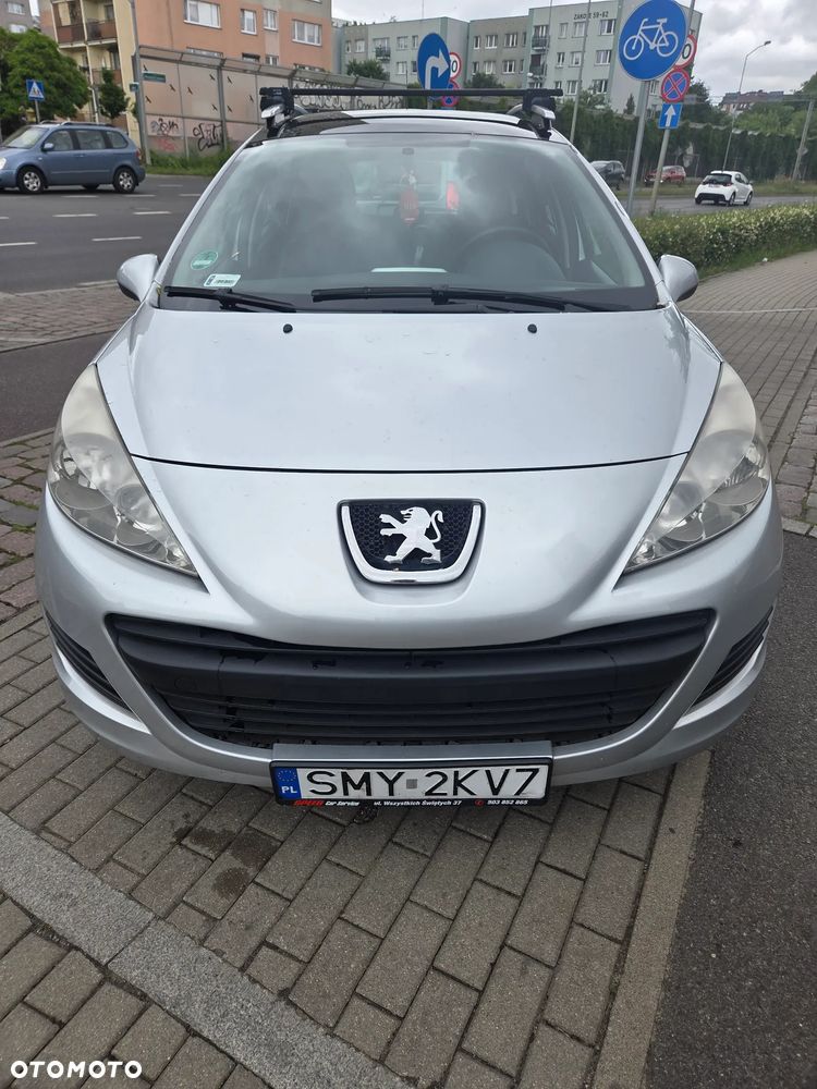 Peugeot 207 - 6