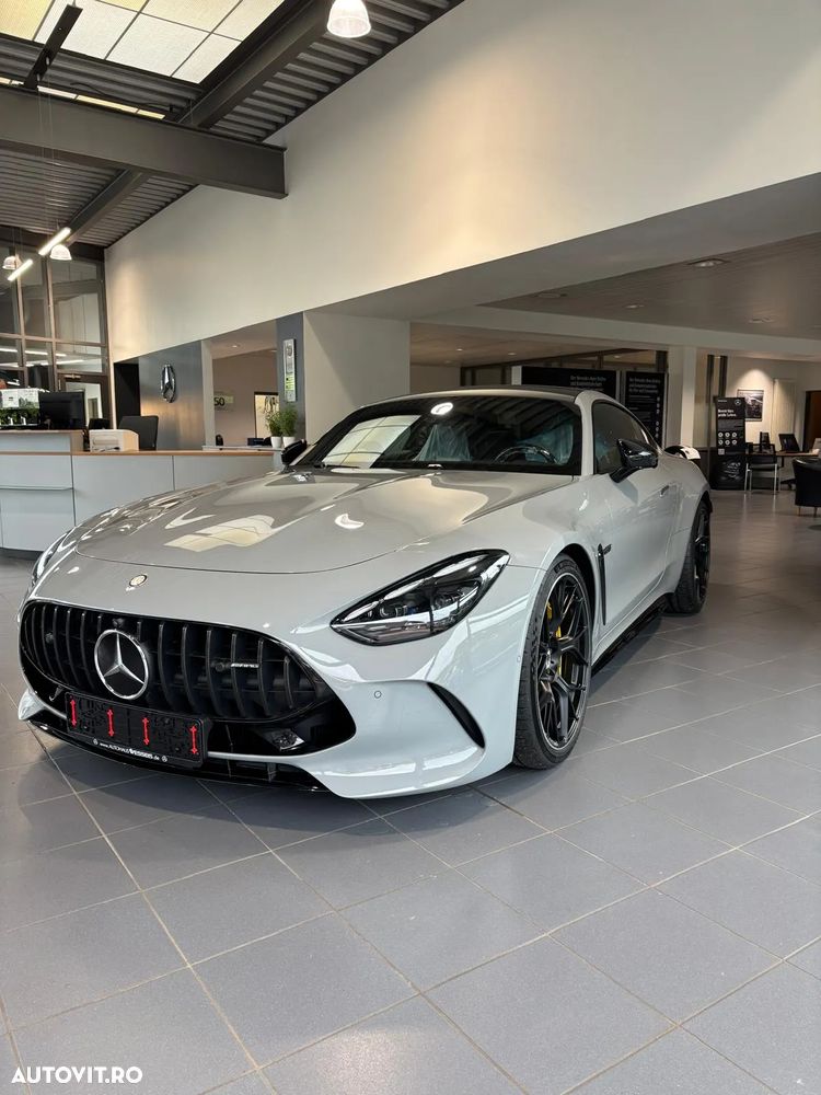 Mercedes-Benz AMG GT 63 4MATIC+ MHEV - 9
