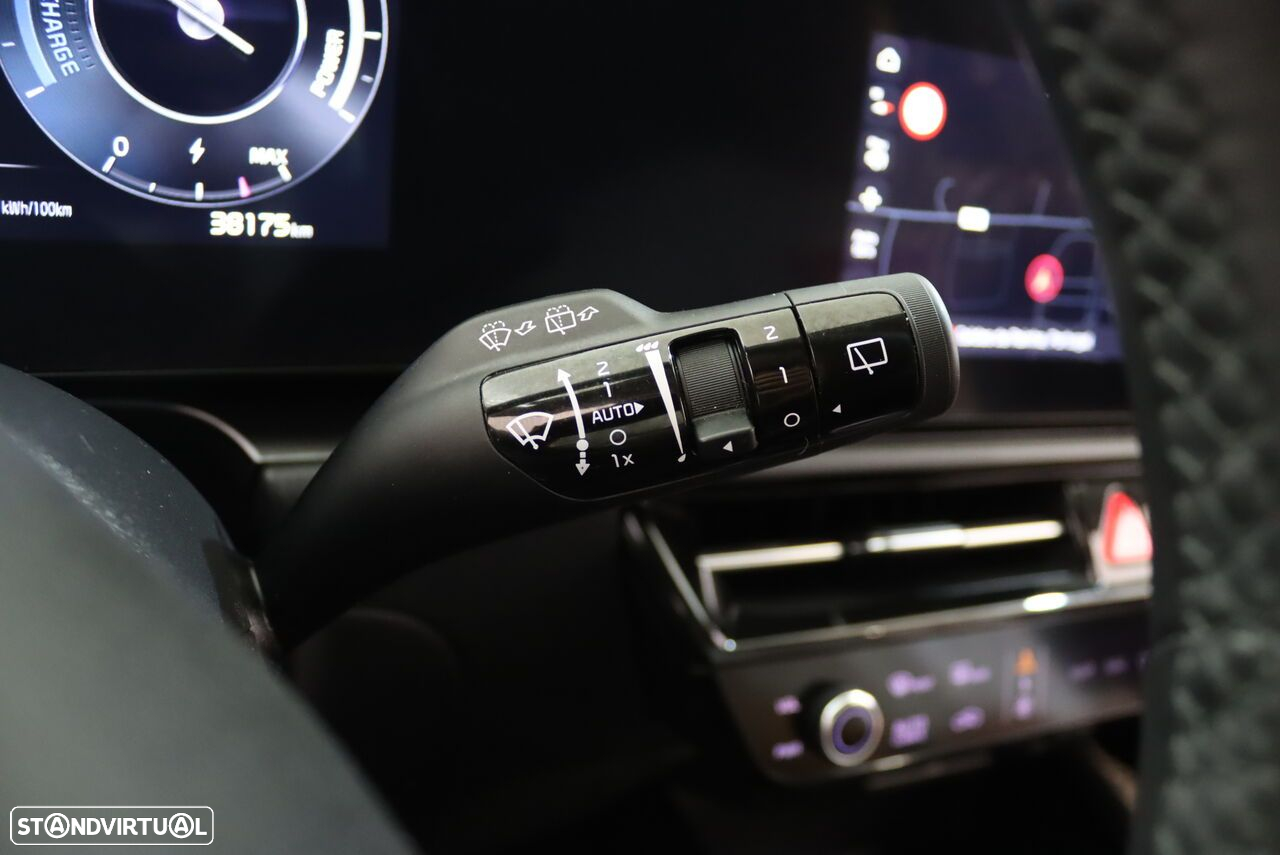 Kia Niro EV 64kWh Drive - 14