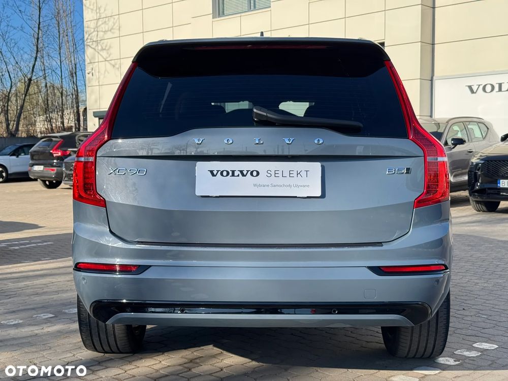 Volvo XC 90 B5 D AWD Plus Dark 7os - 4