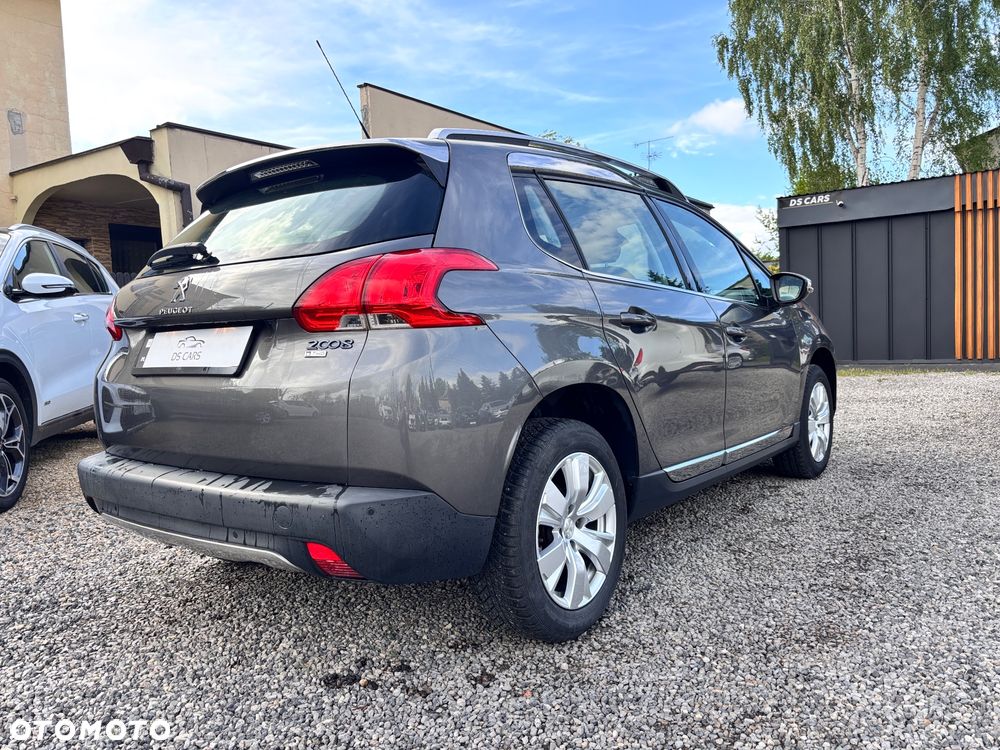 Peugeot 2008 PureTech 110 Stop&Start Allure - 4