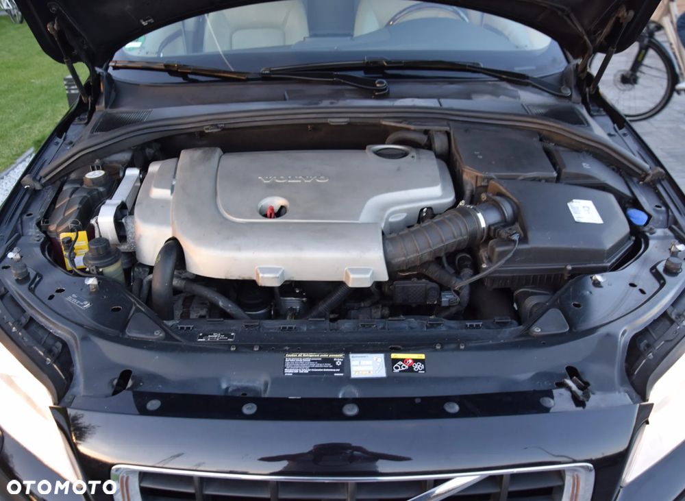Volvo XC 70 D5 AWD Summum - 24