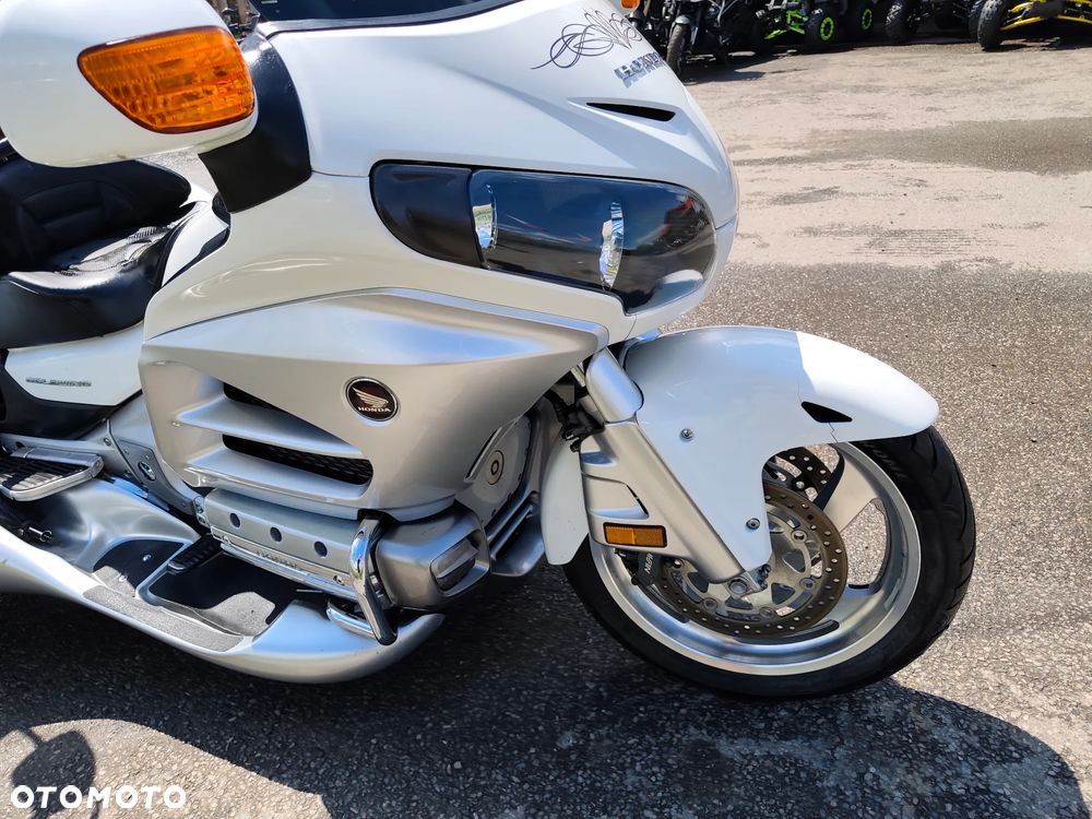Honda GL - 38