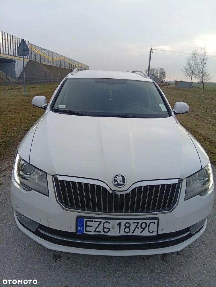 Skoda Superb 2.0 TDI Active - 5