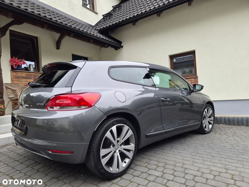 Volkswagen Scirocco 2.0 TDI DSG - 25