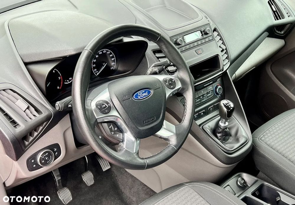 Ford Tourneo Connect 1.5 TDCi Start-Stop Titanium - 27