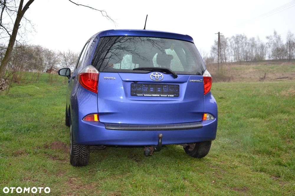 Toyota Verso S 1.33 VVT-i Comfort - 8