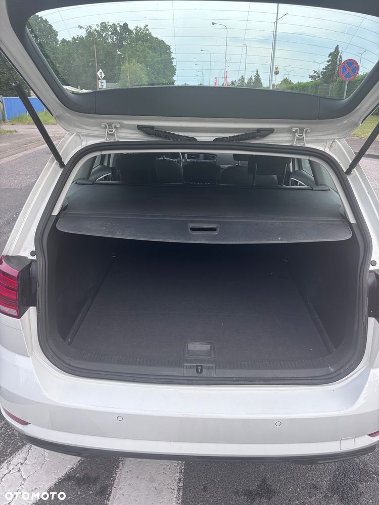 Volkswagen Golf 1.6 TDI BMT Comfortline - 11