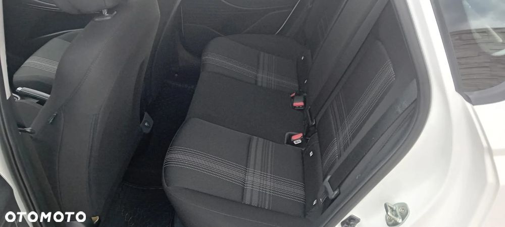Hyundai Bayon - 7