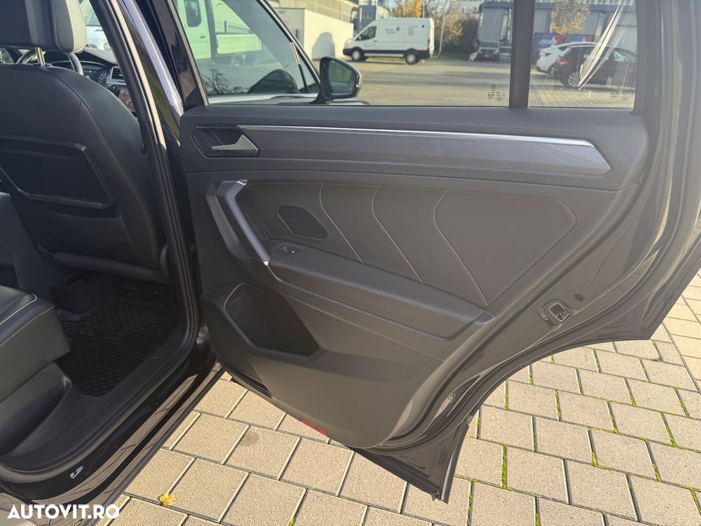 Volkswagen Tiguan 2.0 TDI 4Mot DSG Highline - 23