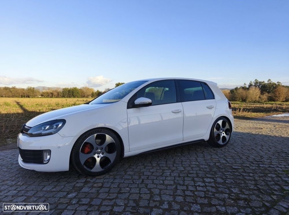VW Golf 2.0 GTI - 6