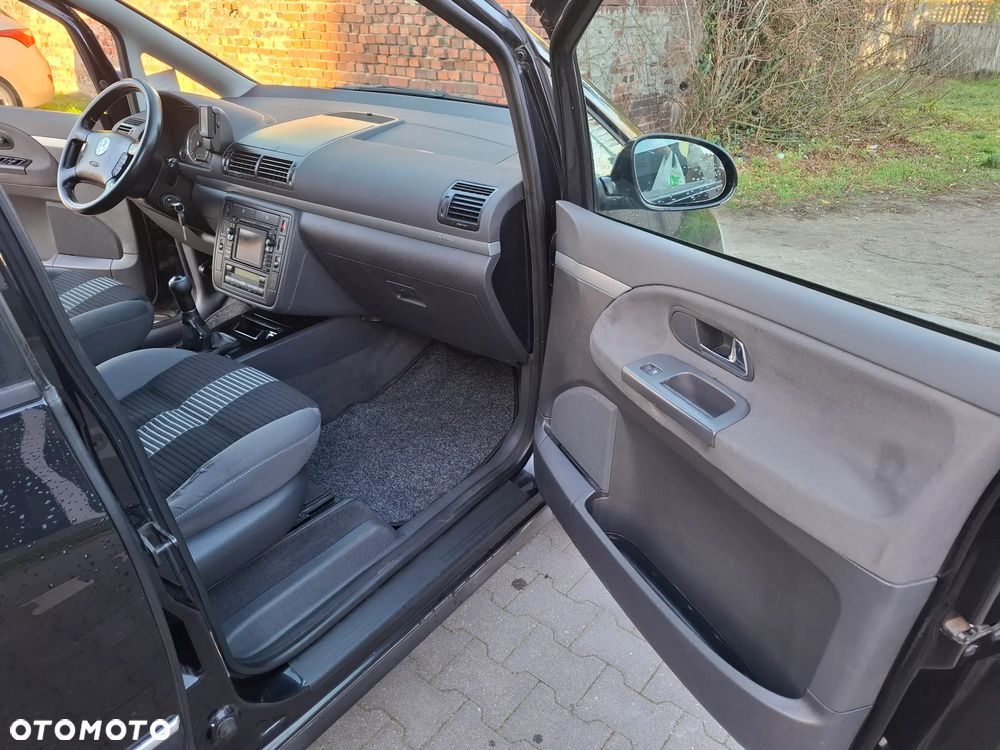 Volkswagen Sharan 2.0 TDI Comfortline - 17