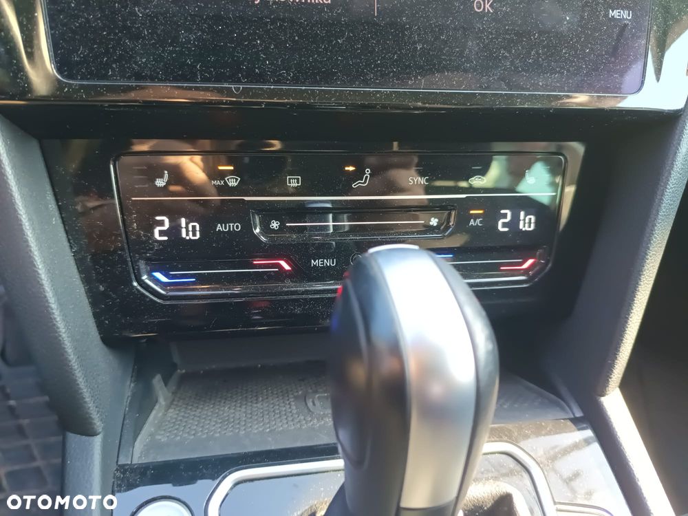 Volkswagen Passat 2.0 TSI Elegance DSG - 5