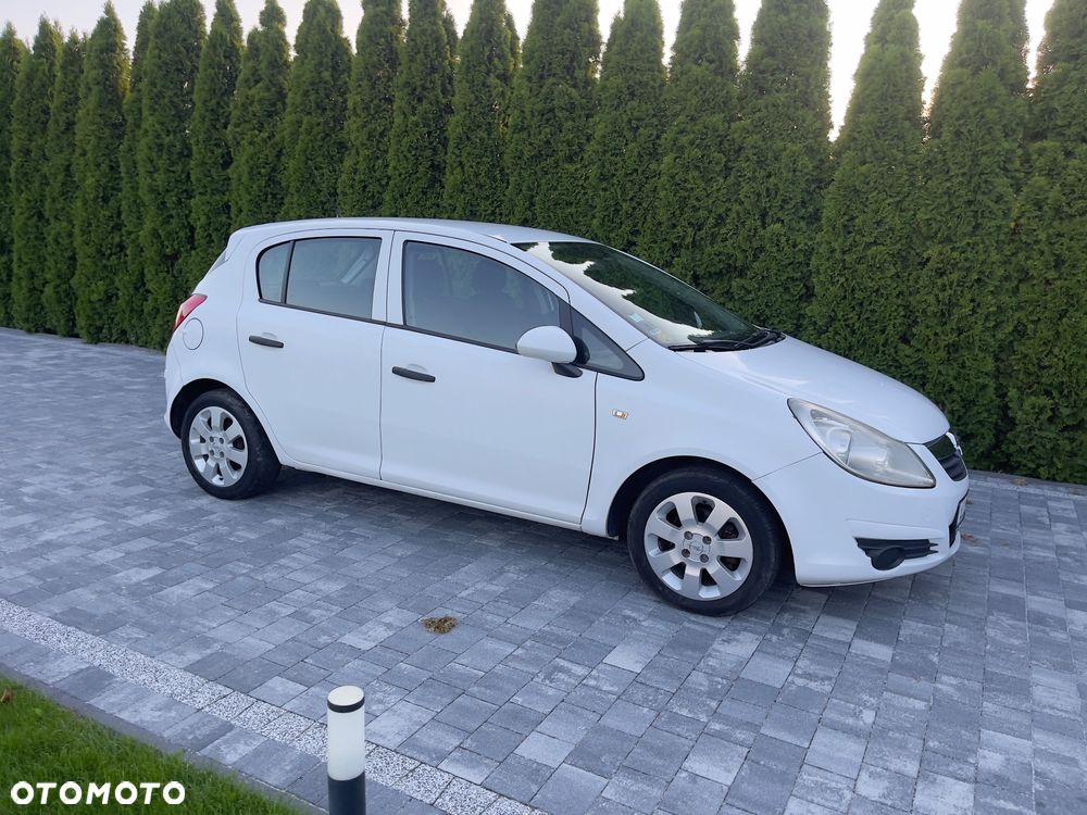 Opel Corsa - 4