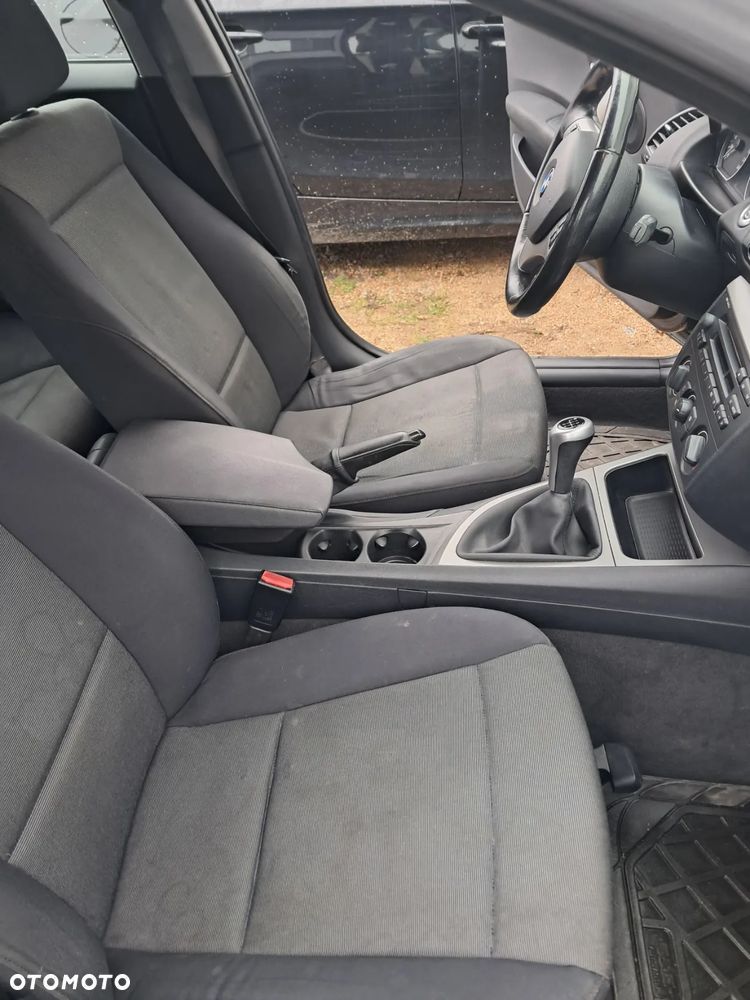 BMW Seria 1 116i - 10