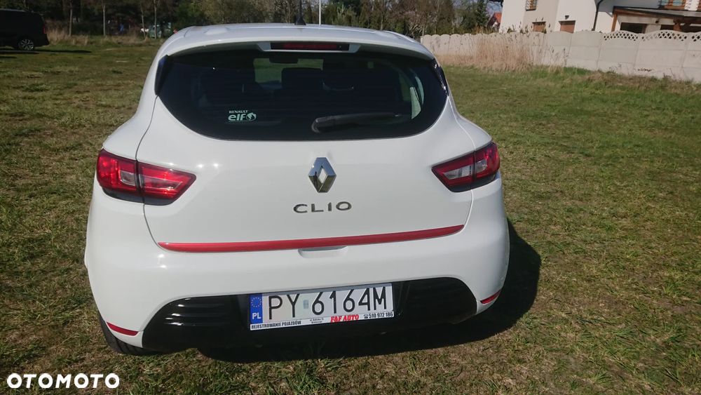 Renault Clio - 23