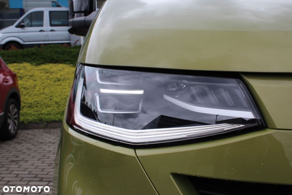 Volkswagen Caravelle - 6