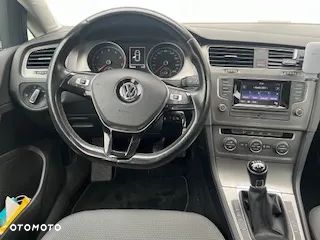 Volkswagen Golf - 11