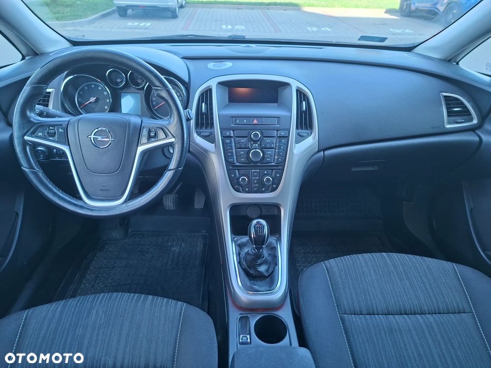 Opel Astra 1.4 Turbo - 8