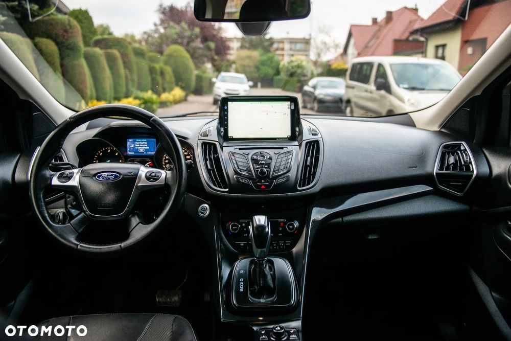 Ford Kuga 2.0 TDCi 4x4 Titanium - 33