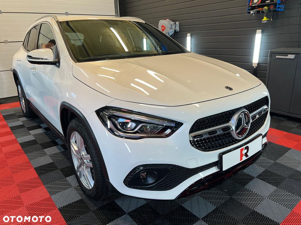 Mercedes-Benz GLA 250 8G-DCT - 2
