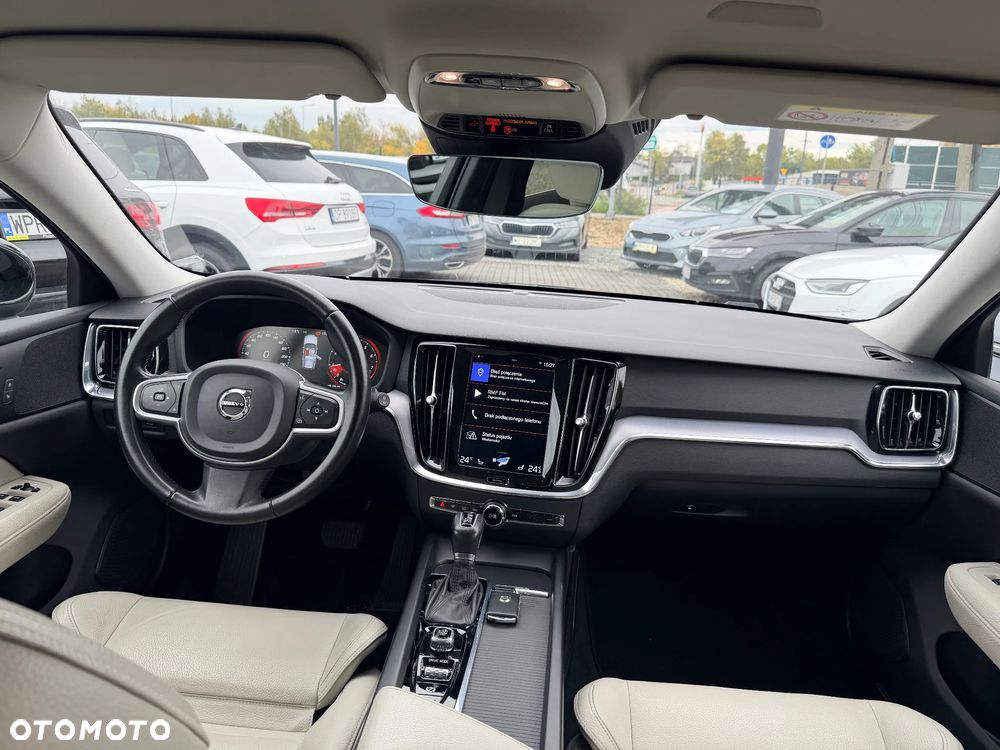 Volvo V60 T4 Inscription - 16