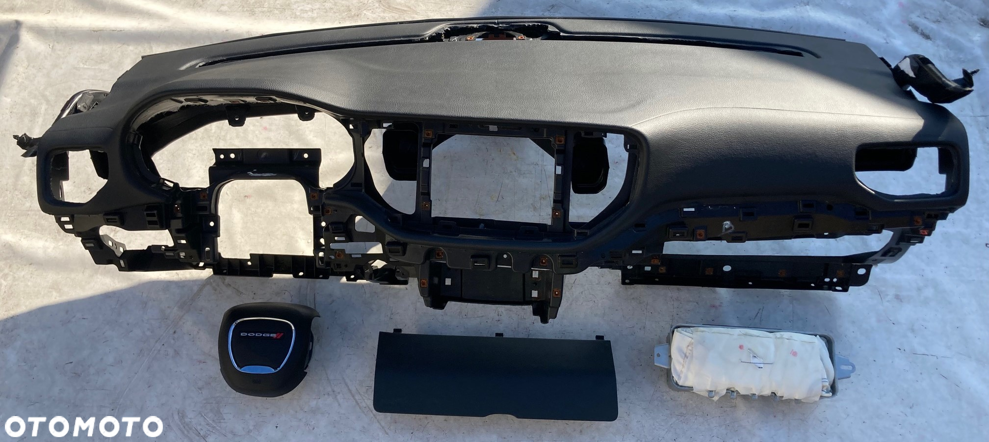 DODGE DURANGO LIFT FL LIFTING DESKA KONSOLA KOKPIT PULPIT PÓŁKA PARAPET AIR BAG PODUSZKI POWIETRZNE KIEROWCY PASAŻERA AIR BAG KOLAN PODUSZKA POWIETRZNA KOLANOWA AIRBAG PASY PAS KURTYNY AIRBAG FOTELA W FOTEL - 2