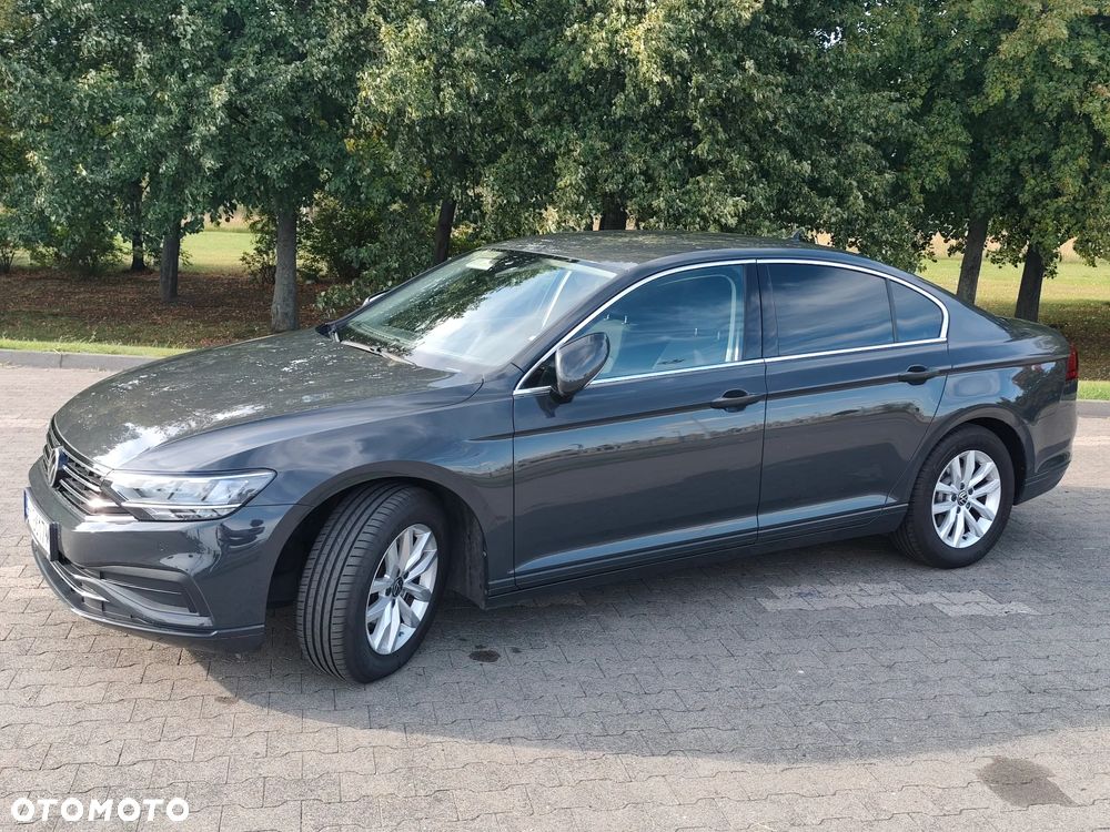 Volkswagen Passat 1.5 TSI OPF DSG Business - 1