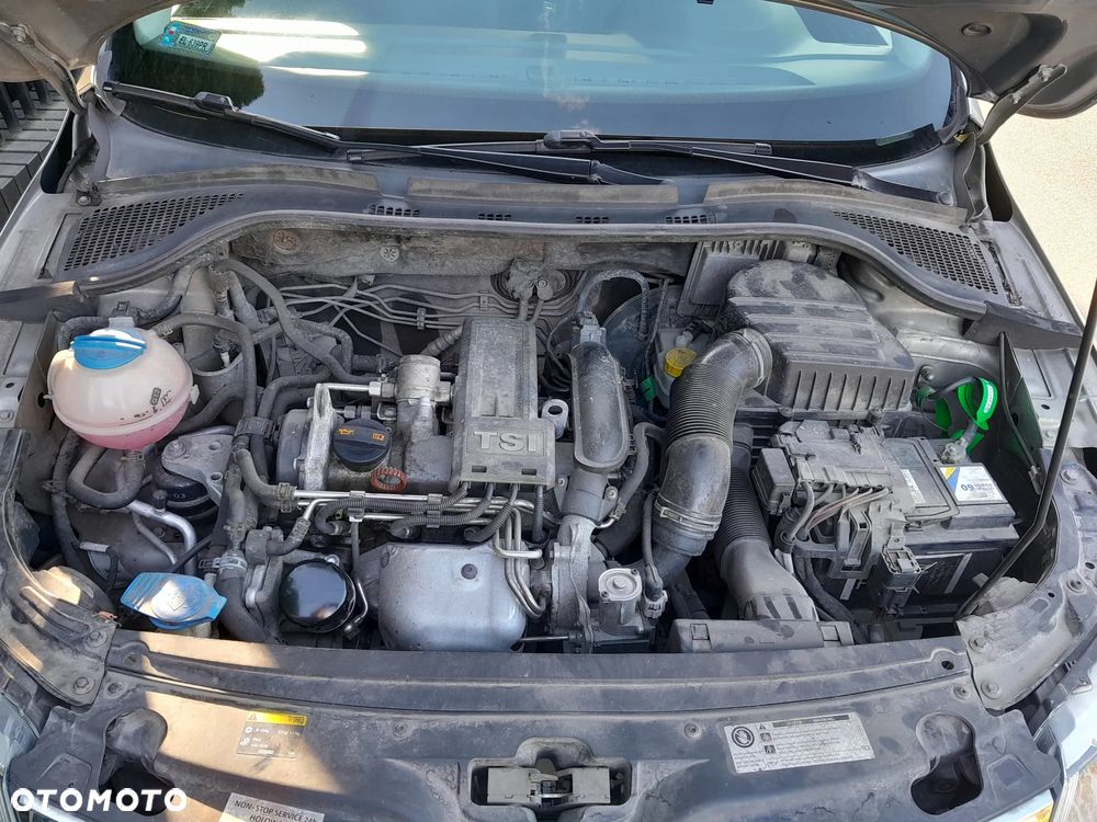 Skoda RAPID 1.2 TSI Ambition - 15