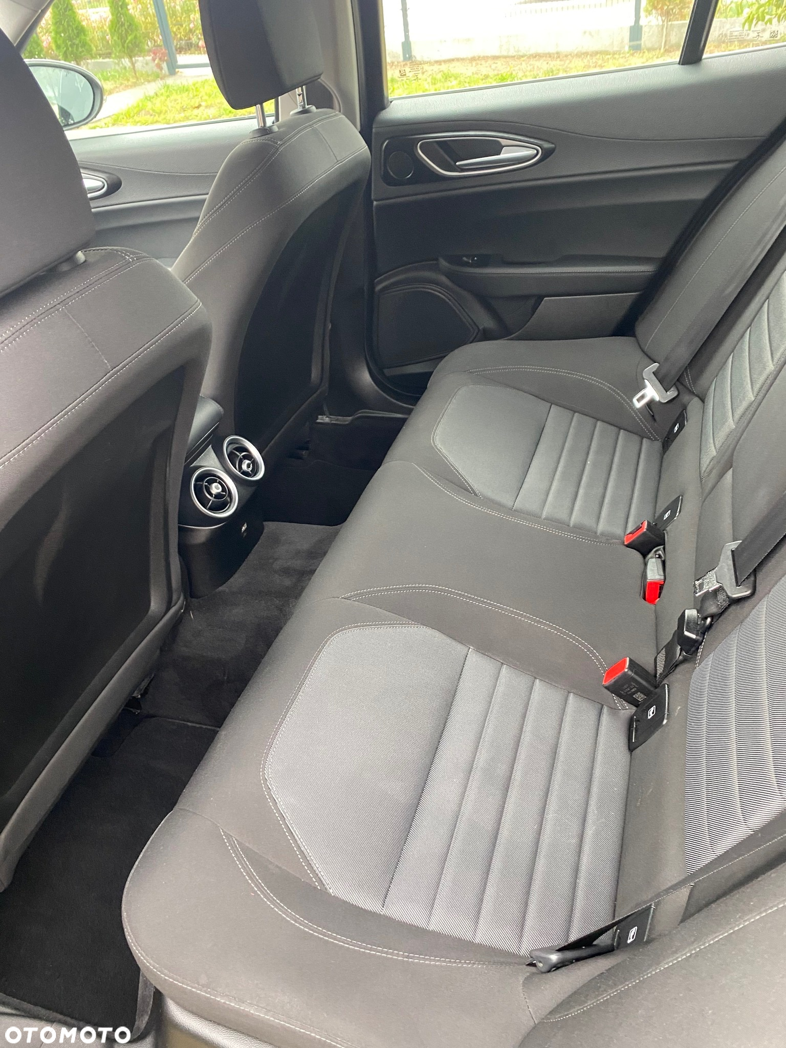 Alfa Romeo Giulia 2.0 Turbo Business - 8