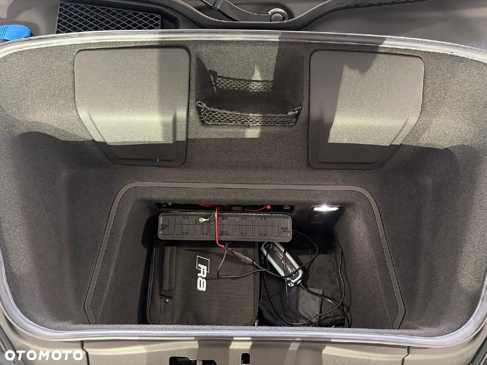 Audi R8 Coupé V10 plus 5.2 FSI quattro S tronic - 20