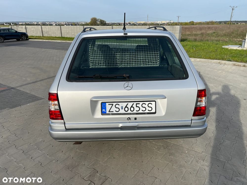Mercedes-Benz W124 (1984-1993) - 4