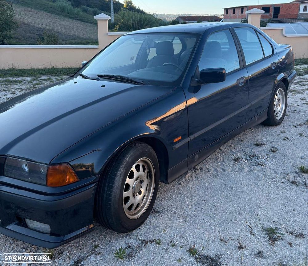 BMW 318 tds Touring Exclusive - 2