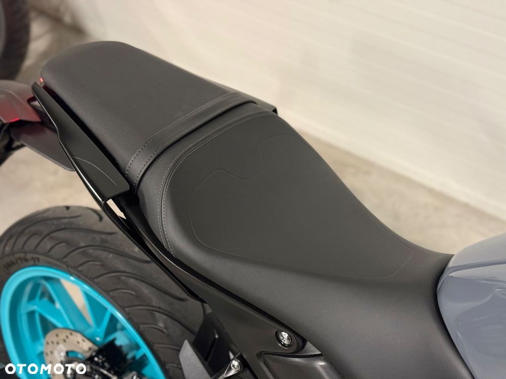 Yamaha MT - 17