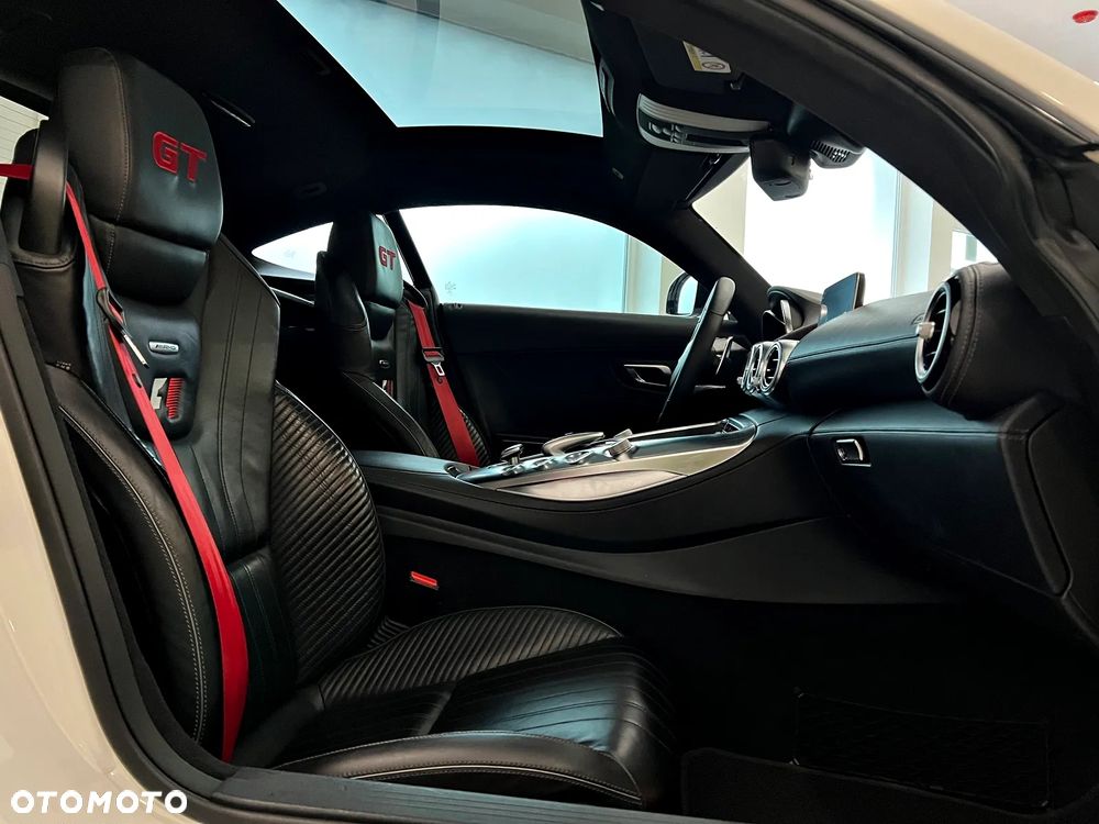 Mercedes-Benz AMG GT - 1