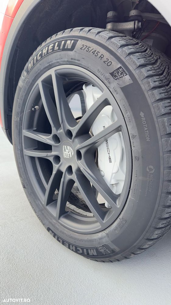 Porsche Cayenne Coupe - 13