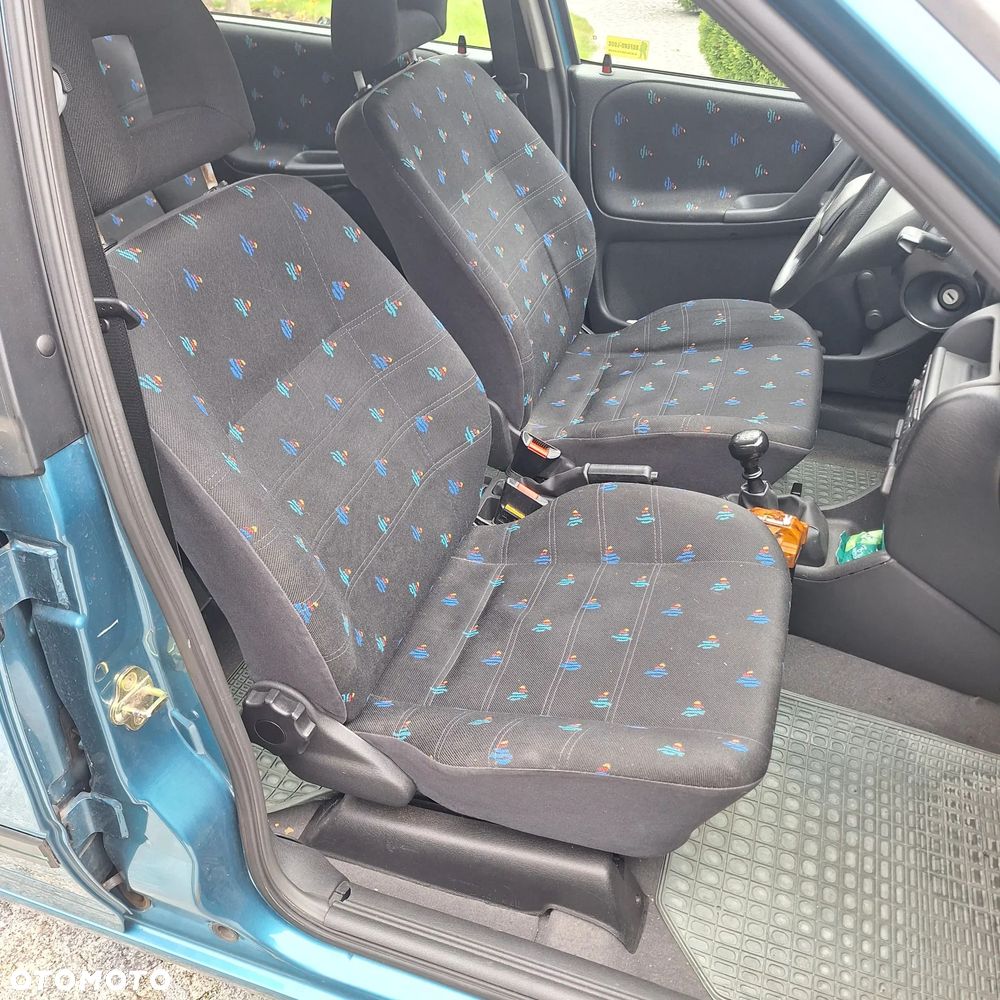 Opel Astra - 18