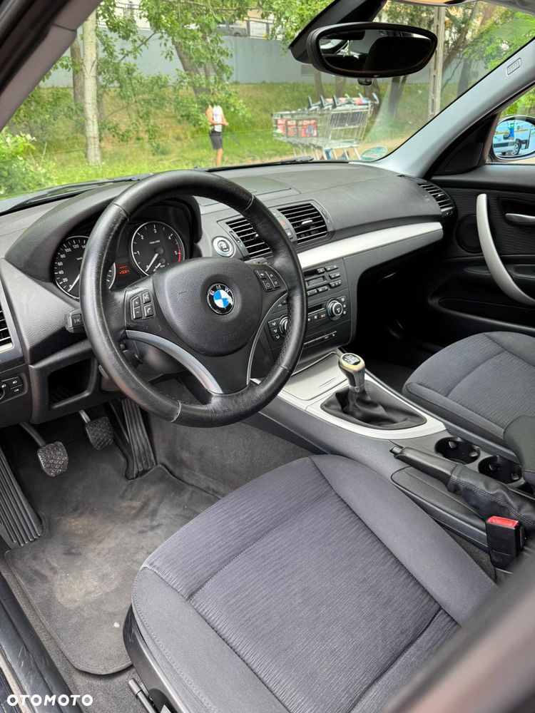 BMW Seria 1 118d - 21