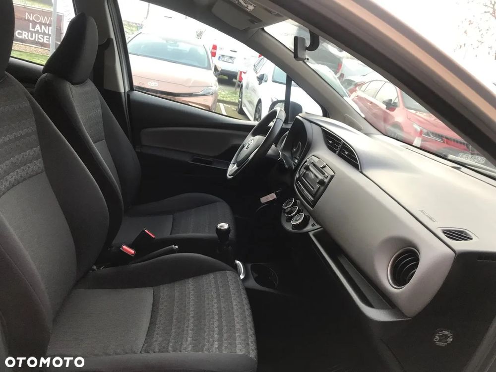 Toyota Yaris 1.0 Active EU6 - 14