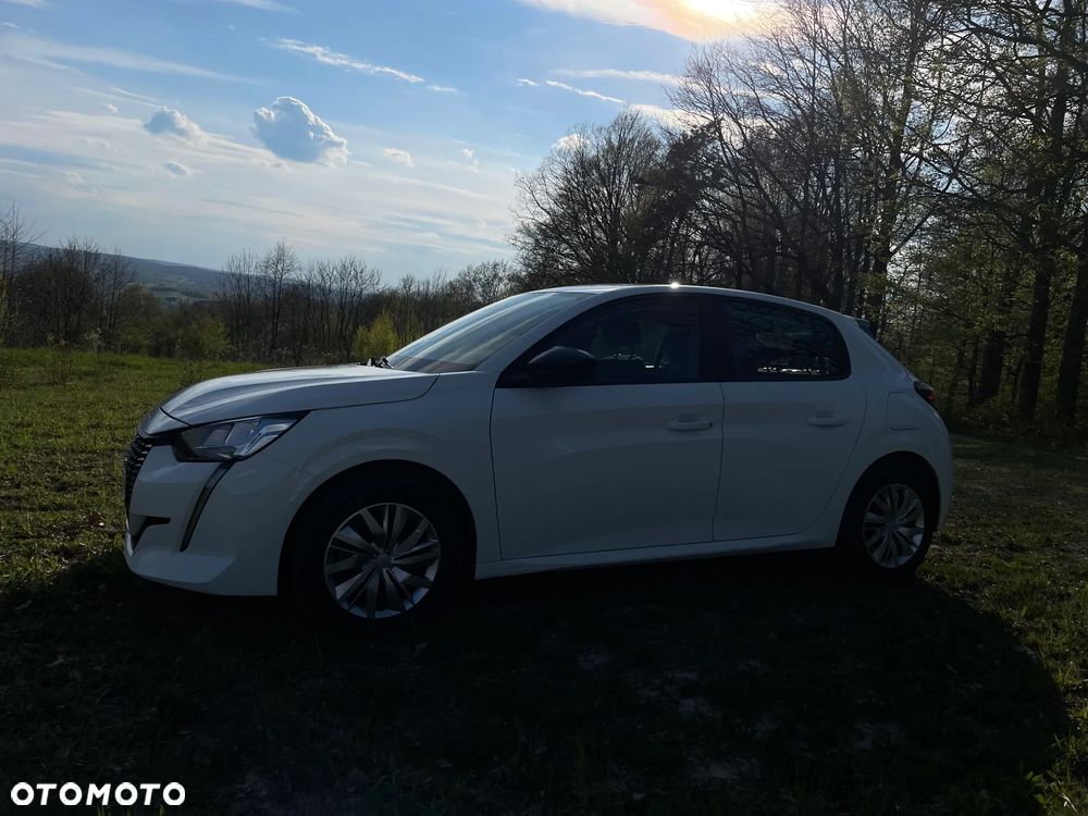 Peugeot 208 - 11