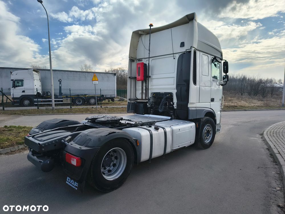 DAF XF 460 Przystawka do wydmuchu płynów - 4
