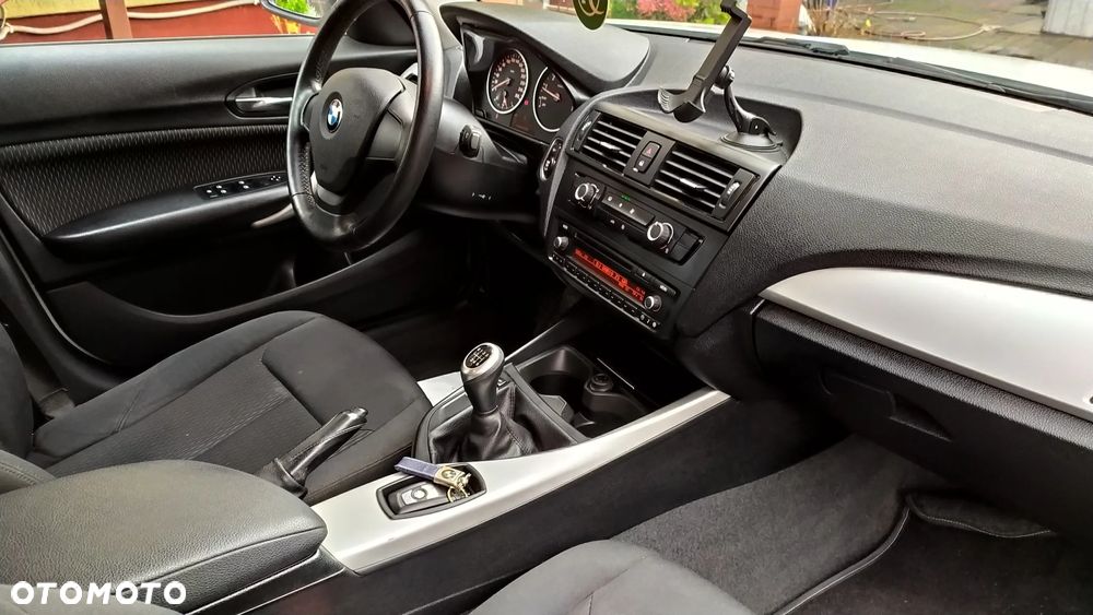 BMW Seria 1 116i Sport Line - 7