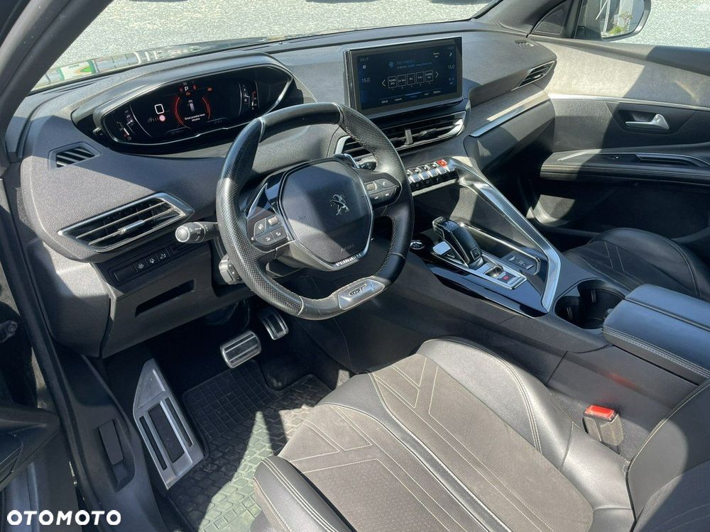 Peugeot 5008 - 5