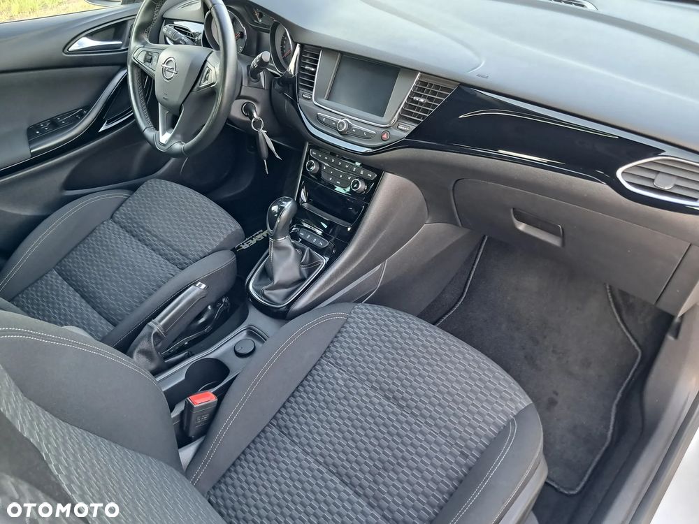 Opel Astra 1.4 Turbo Business - 20