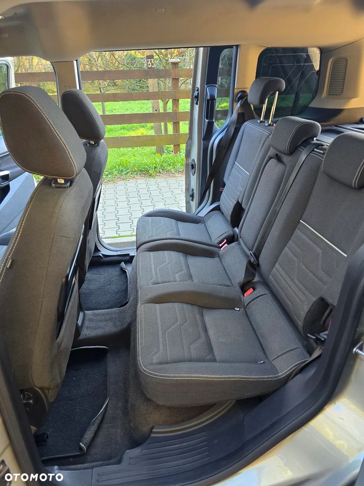 Ford Tourneo Connect 1.5 TDCi Start-Stop Titanium - 25